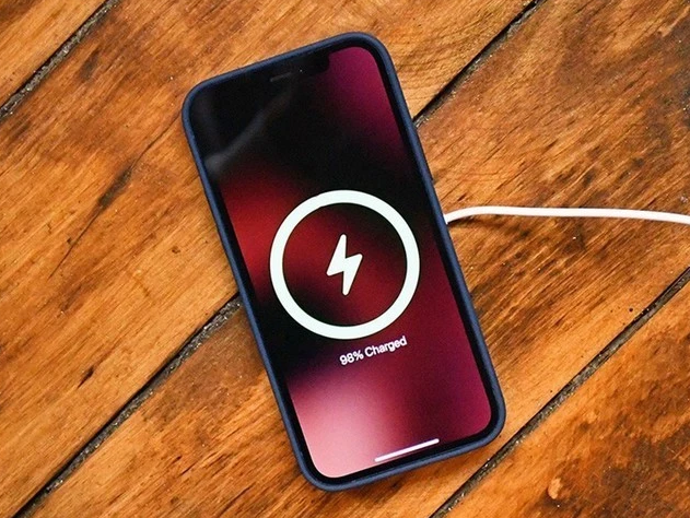 承留镇苹果手机维修分享iPhone 12可以随便充电吗 